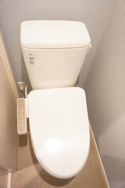 トイレ　洗浄・暖房便座付です！毎日清潔・快適に暮らせますね☆