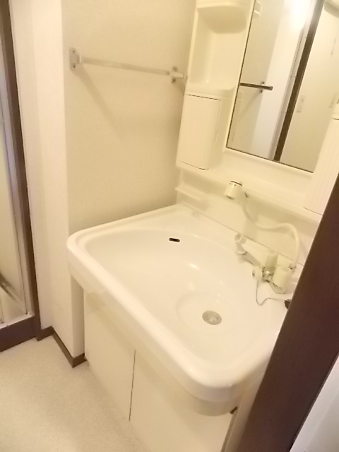 洗面設備　忙しい朝には欠かせない洗面所です