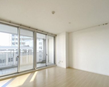 居室・リビング　参考写真です。