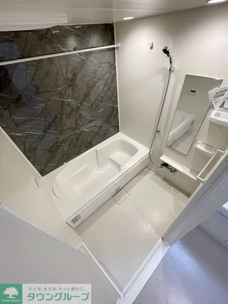 バス・シャワールーム　洗面