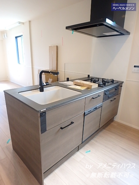 キッチン　[参考]同建築会社ヘーベルメゾン施工例（現況優先）