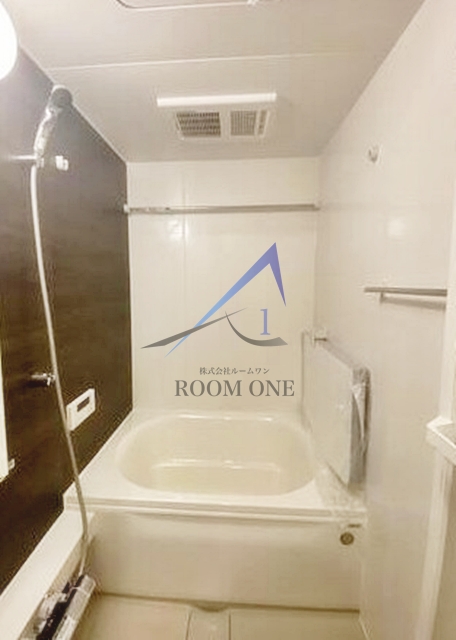 バス・シャワールーム　お風呂です。