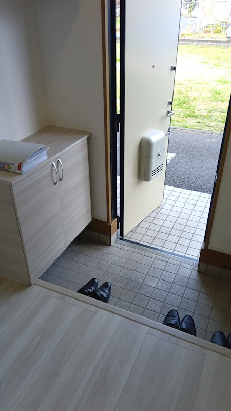玄関