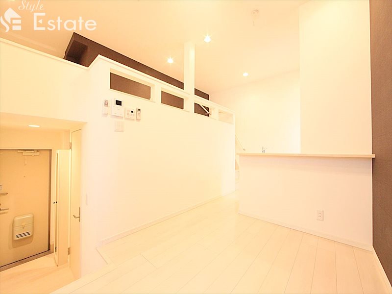 居室・リビング　内装