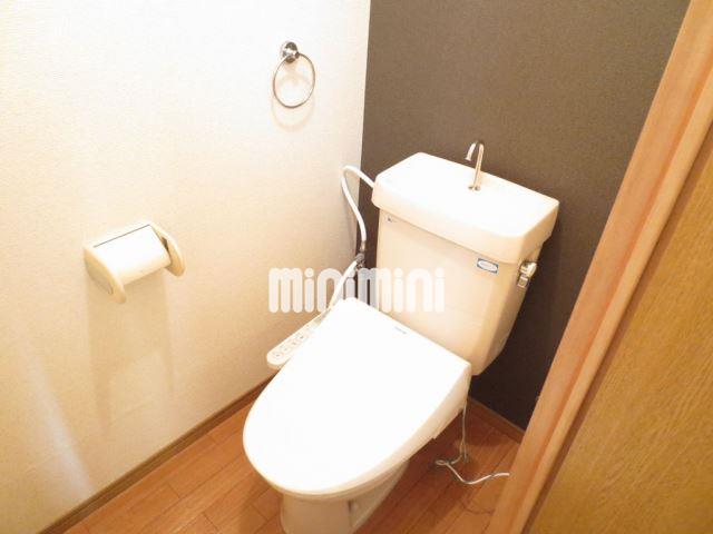 トイレ　温水洗浄便座