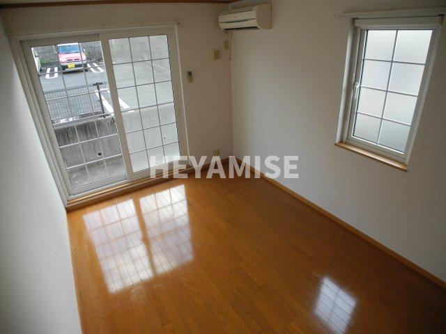 居室・リビング　※室内画像は別号室のもの