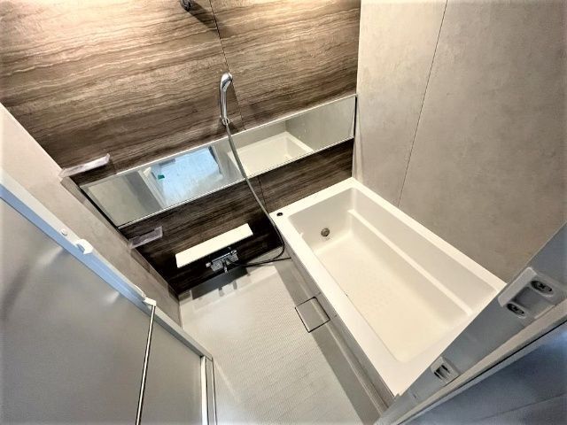 バス・シャワールーム　別号室の参考写真