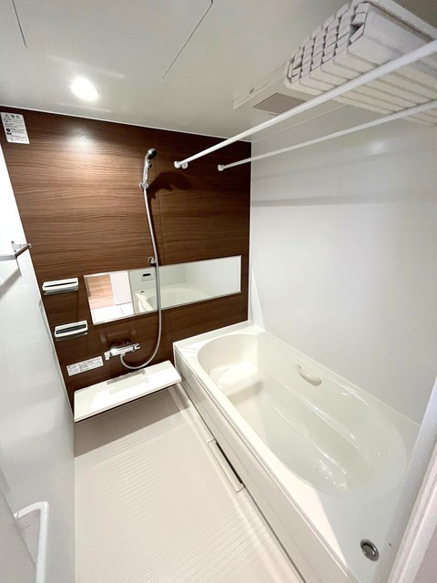 バス・シャワールーム　★追い焚き＆浴室乾燥機付きの★