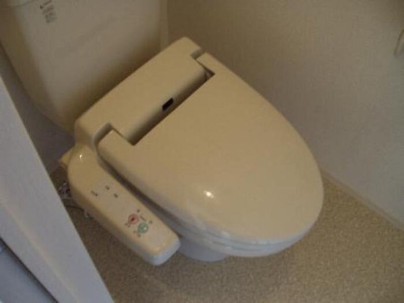 トイレ　図面と現状に相違がある場合には現状を優先