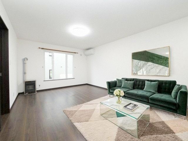 居室・リビング　家具はイメージです