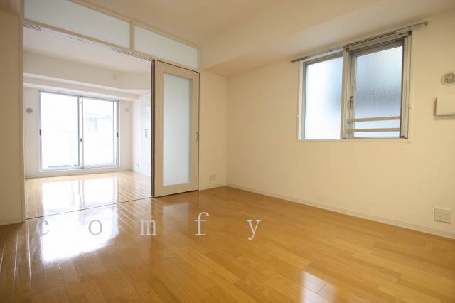 居室・リビング　リビング・別角度