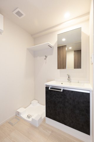 洗面設備　※写真は同タイプ住戸です。