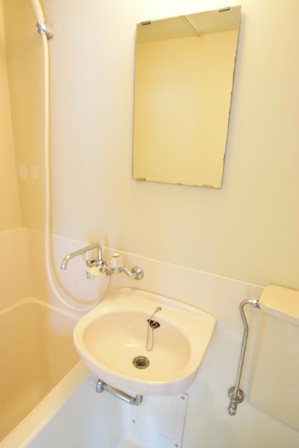 洗面設備　203参照