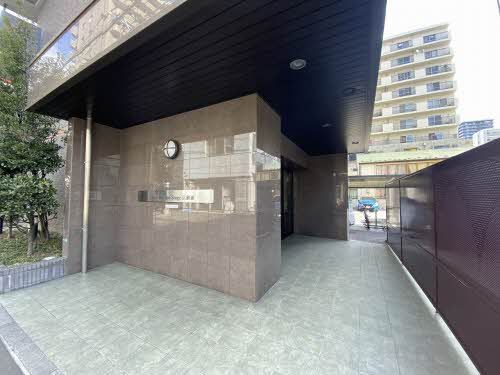 建物外観　エントランス