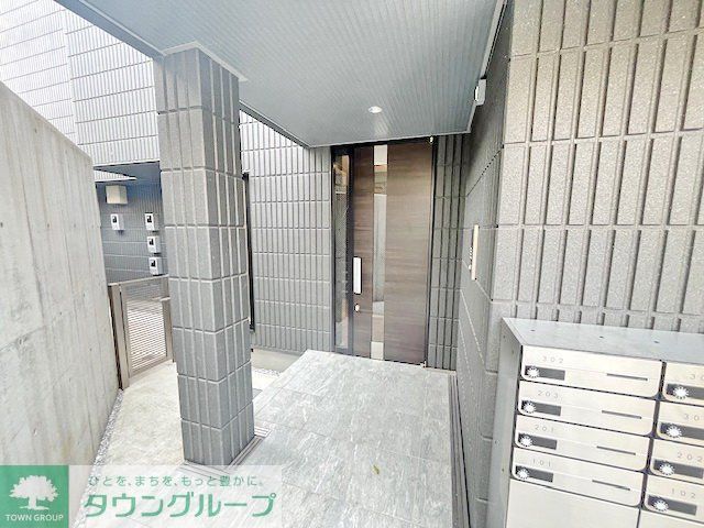 エントランス　エントランス