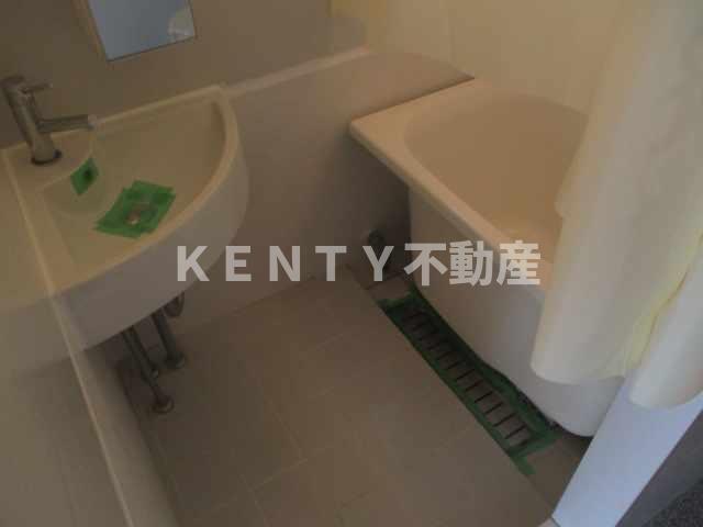 バス・シャワールーム　お風呂です