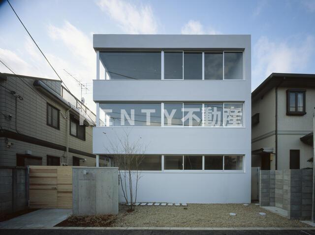 建物外観　おしゃれな外観です