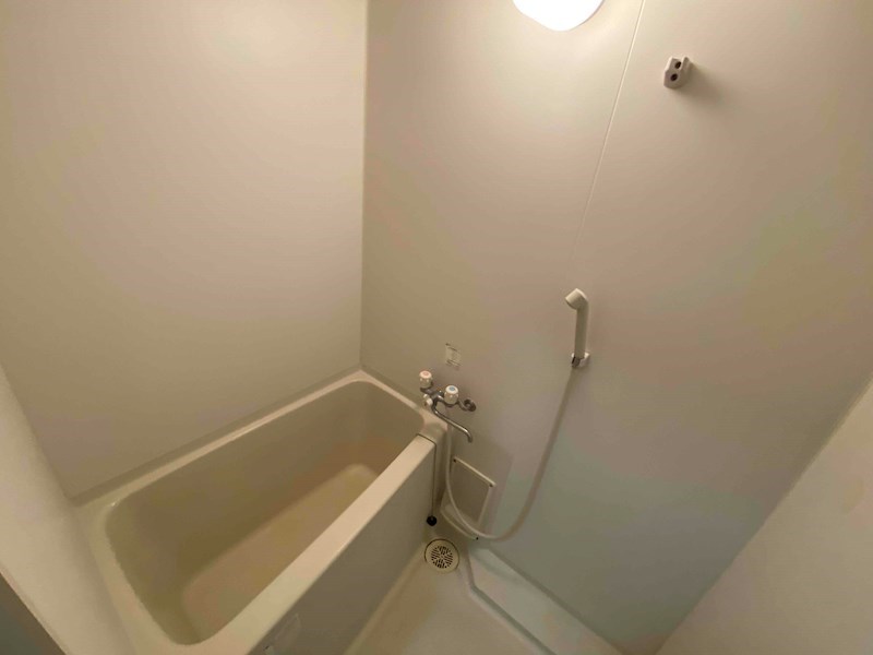 バス・シャワールーム　別号室イメージ