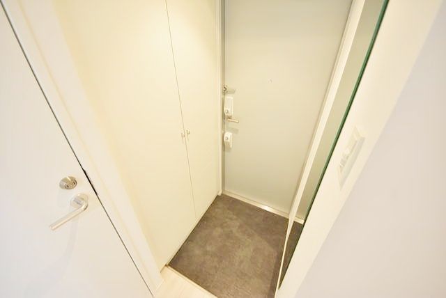 玄関　タウンハウジングレジデンス事業部　恵比寿店・赤坂店までお問…