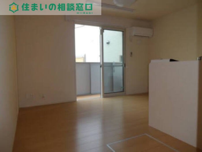 居室・リビング　同型