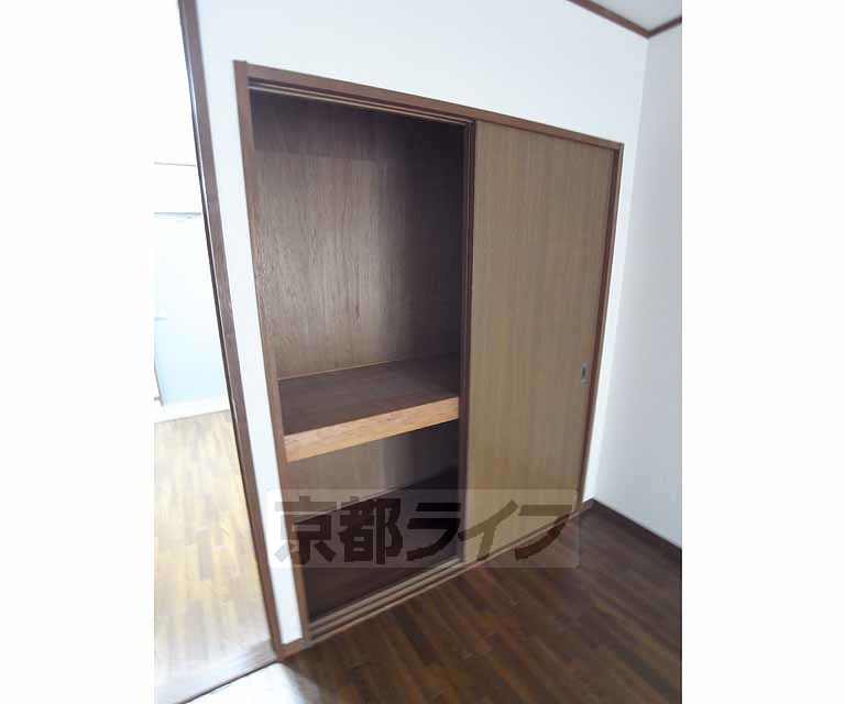 収納　奥行きもある収納ですね。