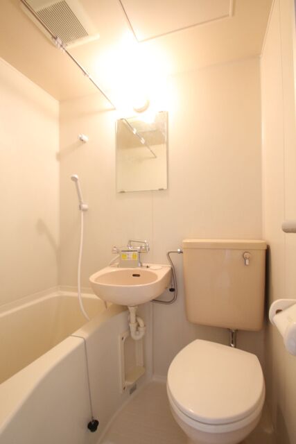 バス・シャワールーム　バス