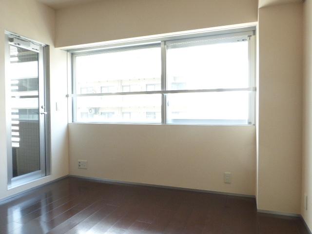 居室・リビング　居室※別部屋参考写真