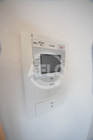 セキュリティ　スプランディッド難波WEST　モニター付きインターホン