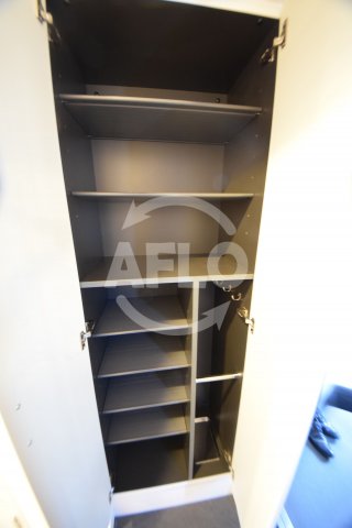 収納　スプランディッド難波WEST　シューズBOX