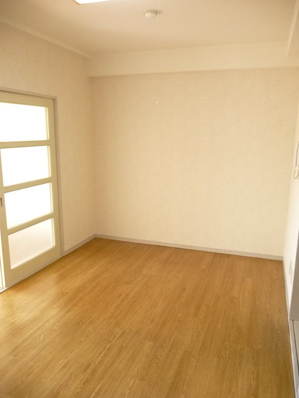 居室・リビング　ダイニング　別室参考写真となります