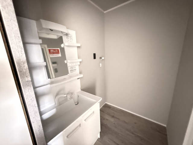 洗面設備　同型モデルイメージ