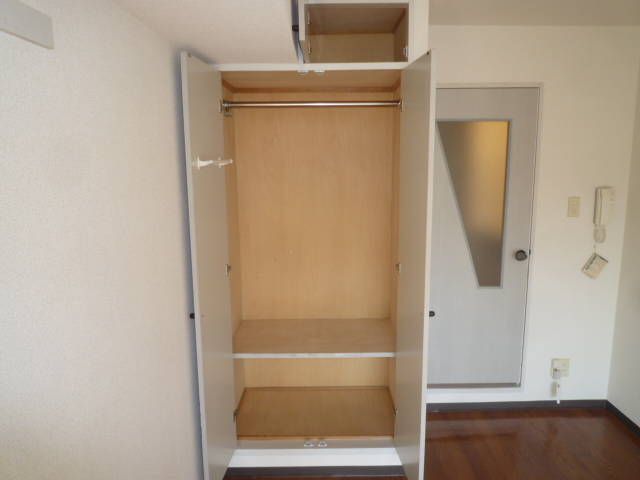 収納　収納（クローゼット）付