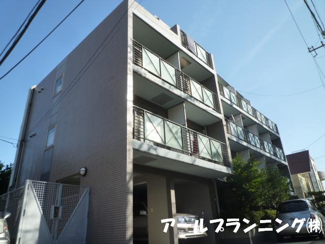 建物外観　強固な鉄筋マンション　騒音に強い1Ｋ