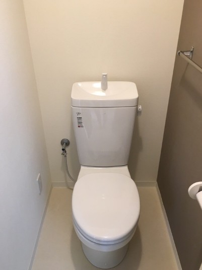 トイレ　シンプルなトイレ！