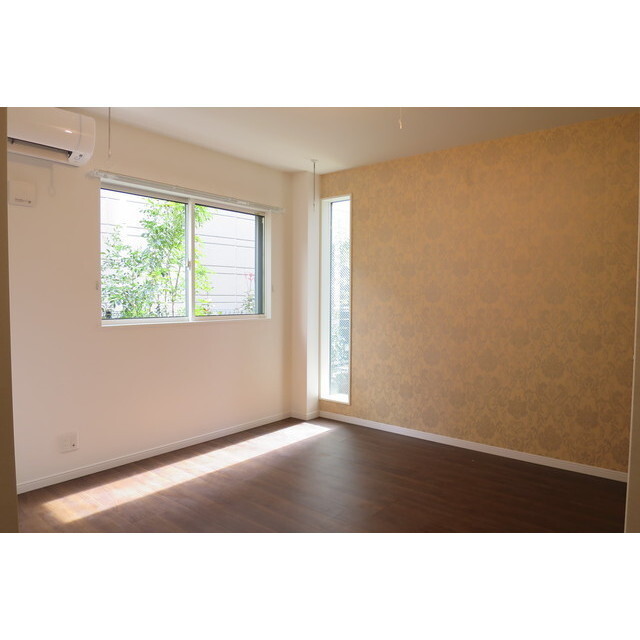 居室・リビング　洋室８．１帖