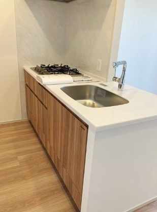 キッチン　別タイプ部屋　参考写真です