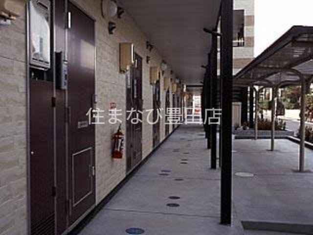 玄関　同型タイプ