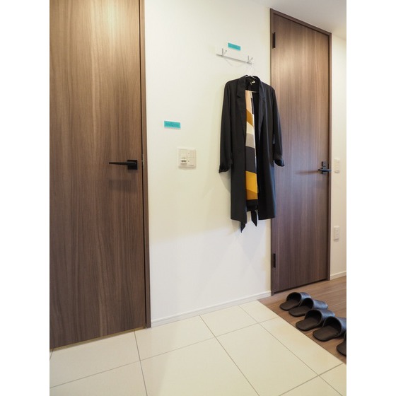 玄関　広い玄関たたき