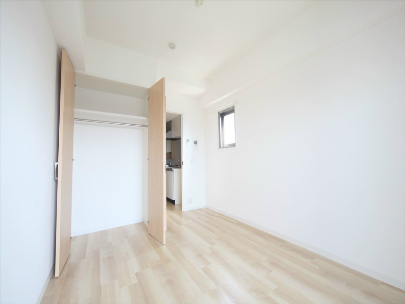 居室・リビング　洋室6.6帖　クローゼット付（収納充実してます）