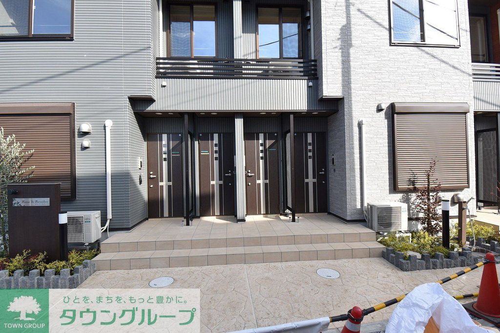 エントランス　エントランス