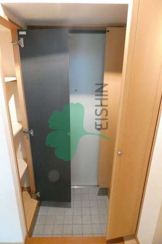 玄関　下駄箱もしっかりついてます！