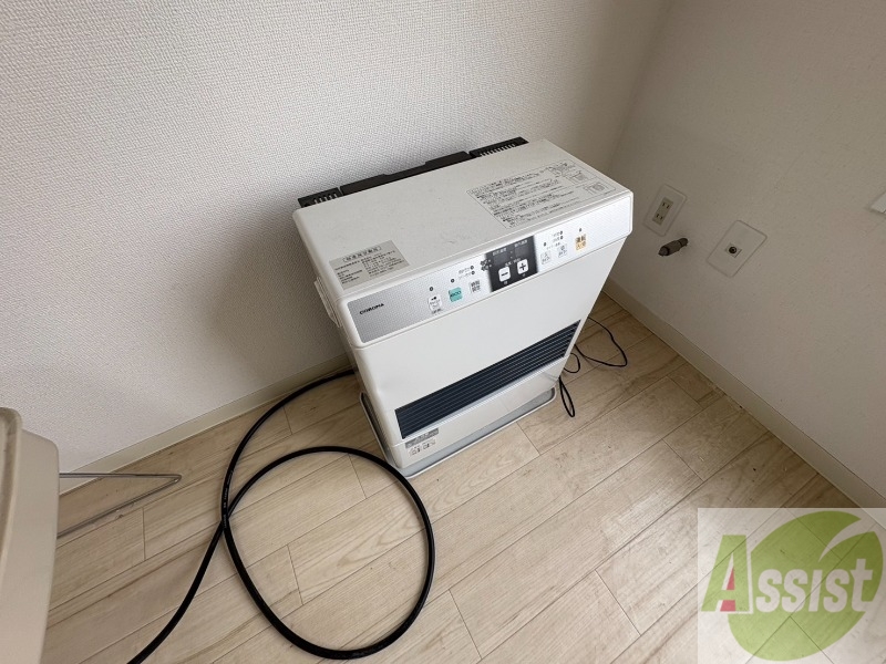 その他設備　暖房です。寒い冬もこれで乗り切りましょう！