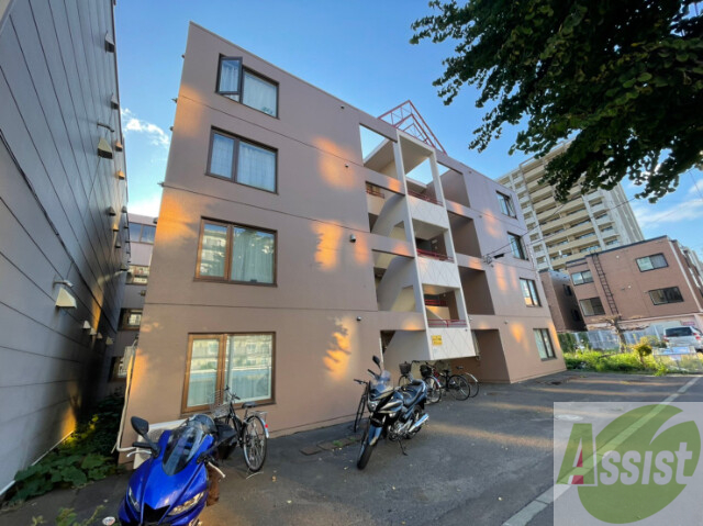 建物外観　札幌市北区北２０条西「シルキーハイツ第２」