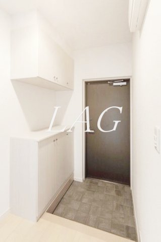 玄関　玄関です。