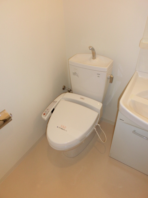 トイレ　PORTO PARTIRE YOKOHAMA　トイレ