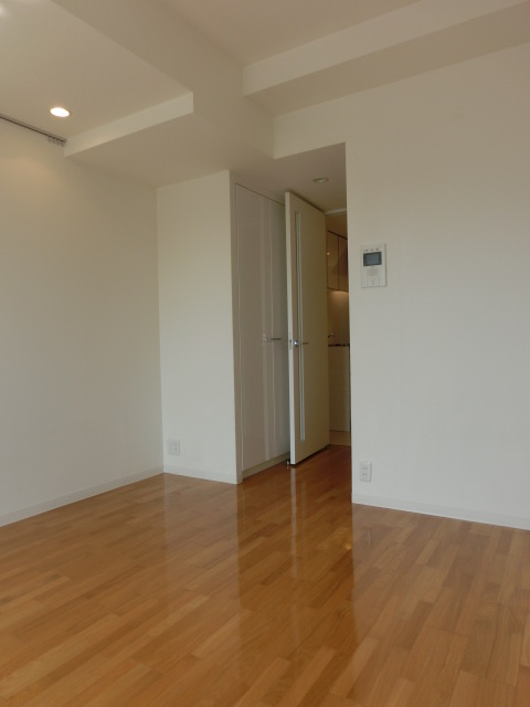 居室・リビング　PORTO PARTIRE YOKOHAMA　洋室