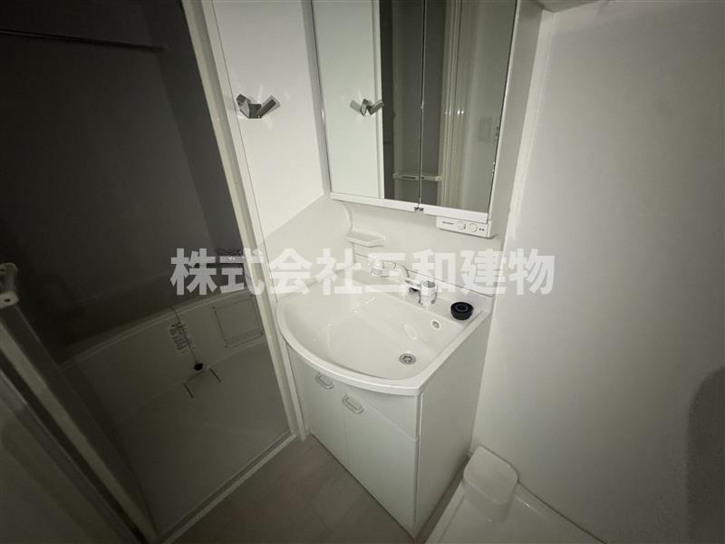 洗面設備　同間取り別室の参考写真です