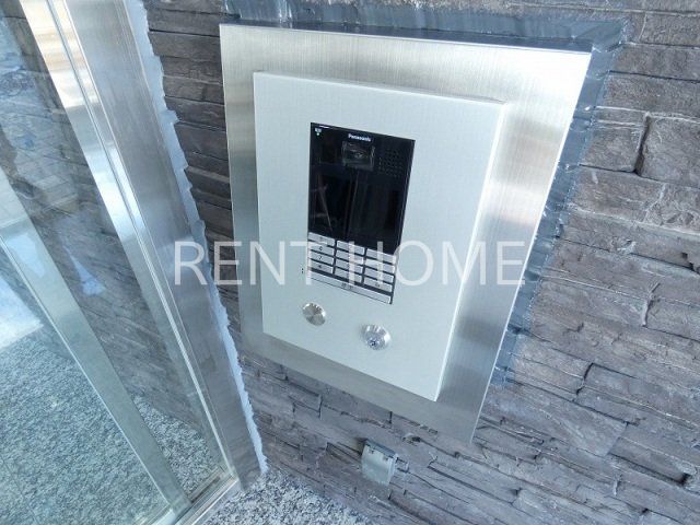 エントランス　オートロック完備