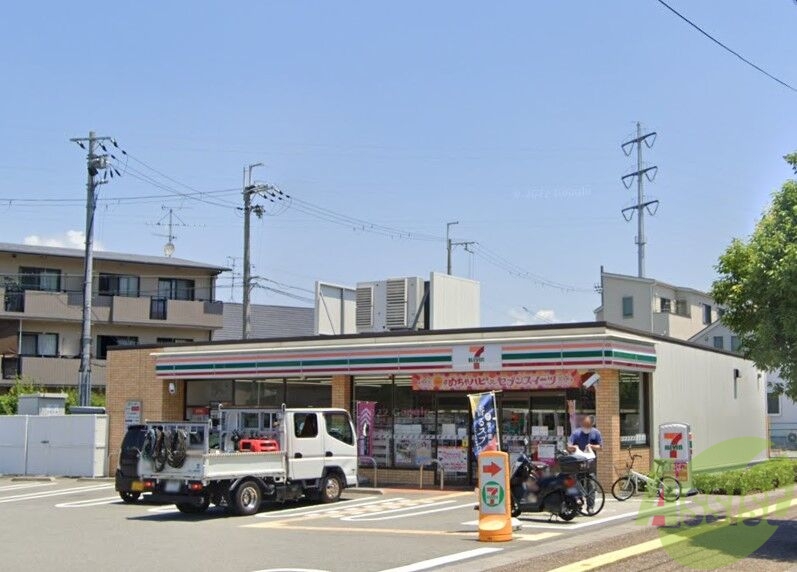 コンビニ　セブン-イレブン宝塚高司2丁目店（コンビニ）まで356m