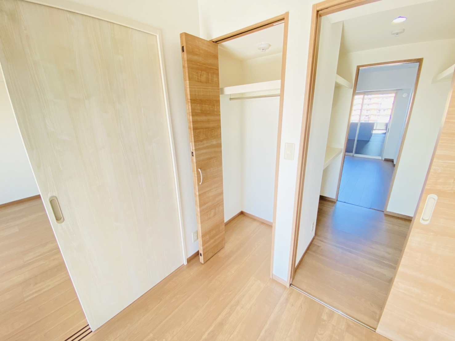 収納　ウォークインクローゼット